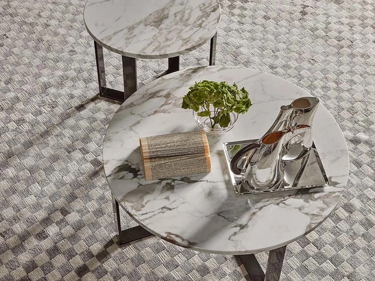 Tavolino rotondo con top in marmo Gatwick di Rosini Divani