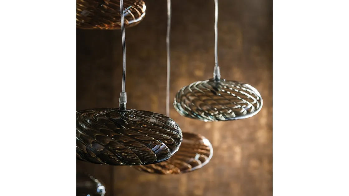 Lampada a sospensione con paralume in vetro borosilicato arancio o fumé Lim Z di Cattelan Italia