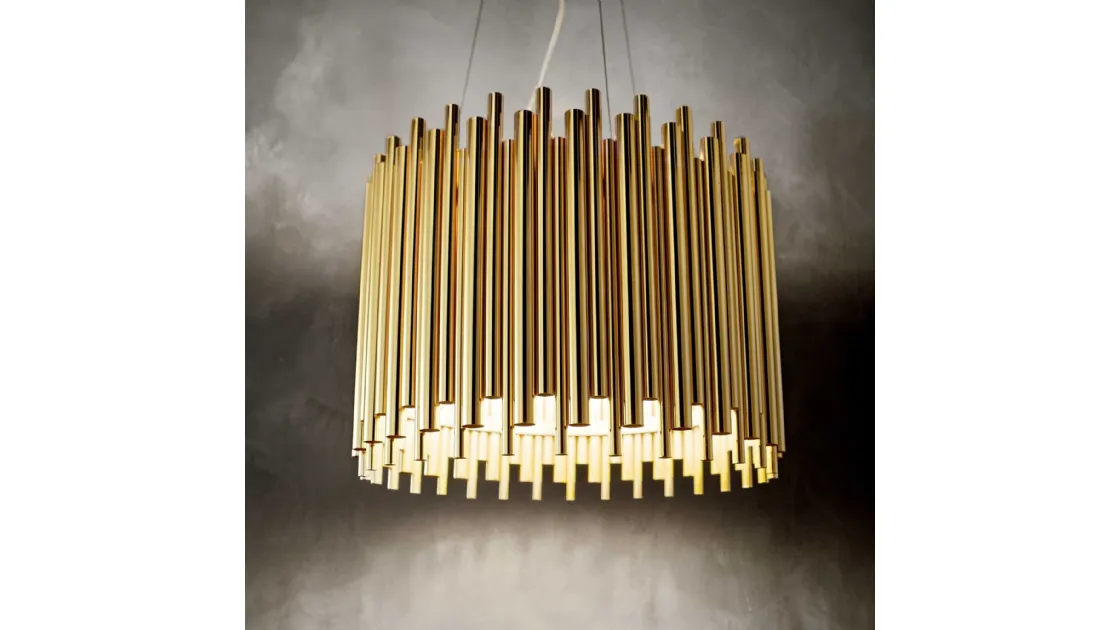 Lampada a sospensione Pan formata da elementi decorativi a tubi metallici di diverse misure di Ideal Lux