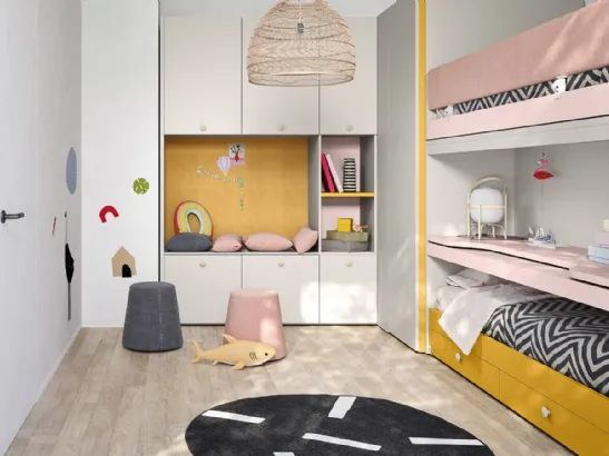 Cameretta con letti a castello, piano scrivania estraibile, armadio a muro Kids space 15 di Nidi