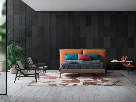 Letto con testiera in pelle imbottita con giroletto in Rovere Chloè Elegance di Devina Nais
