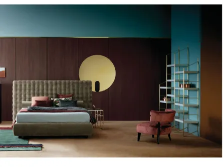 Letto in tessuto con testiera trapuntata Chocolat di Twils