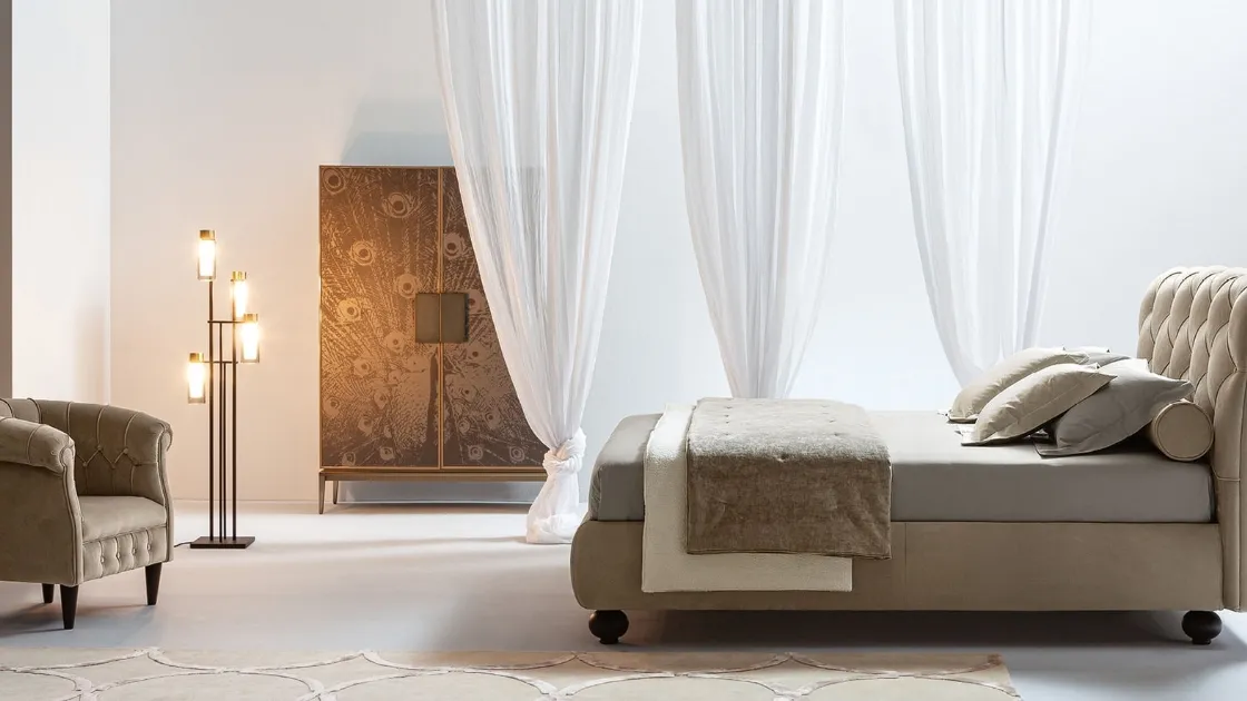 Letto matrimoniale con testiera trapuntata Dorian di Twils