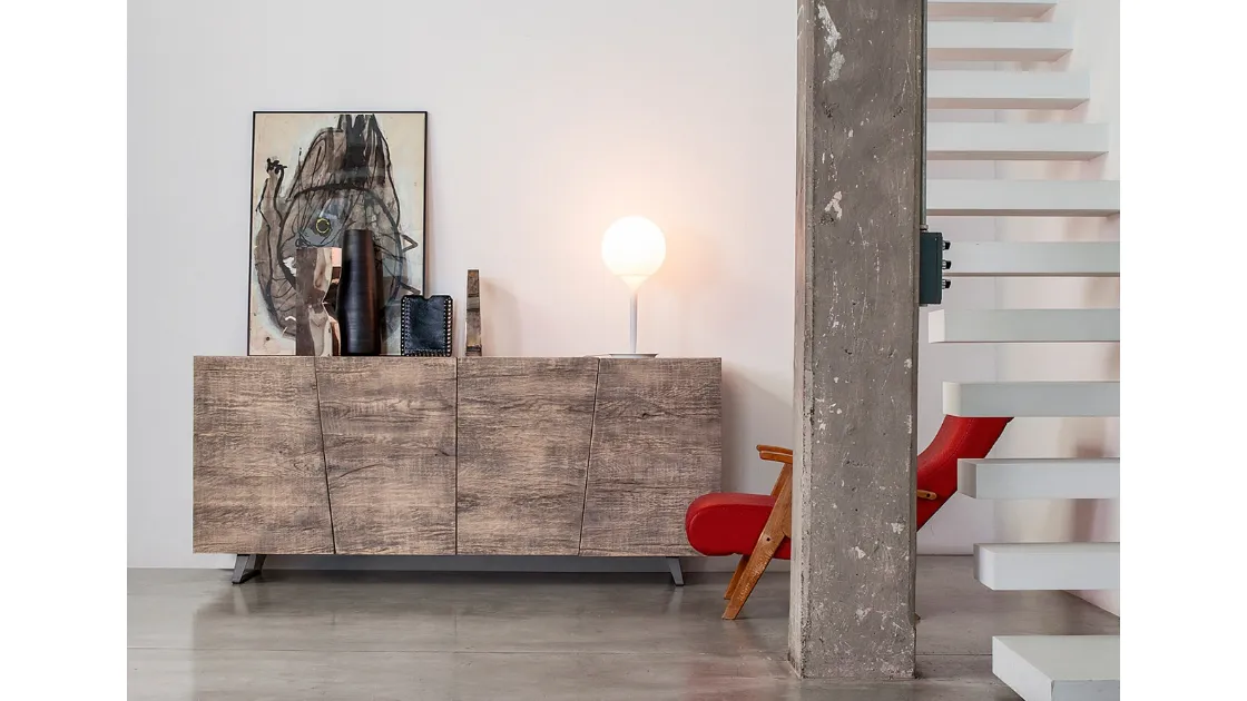 Madia Unika 01 in Rovere finitura Vintage con piedi in metallo di Devina Nais
