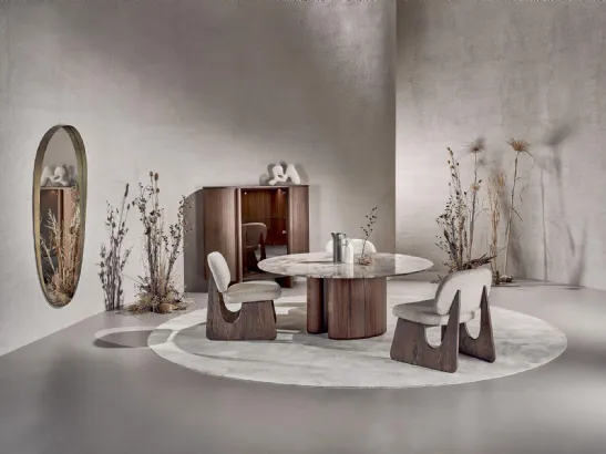Tavolo tondo Tide Lounge con top in marmo e base in noce di Nature Design