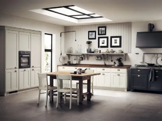 Cucina Classica lineare in legno Le Gemme composizione 5 di Le Fablier