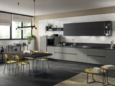 Cucina Moderna Liberamente 05 in laccato Grigio Titanio e Grigio Ferro di Scavolini
