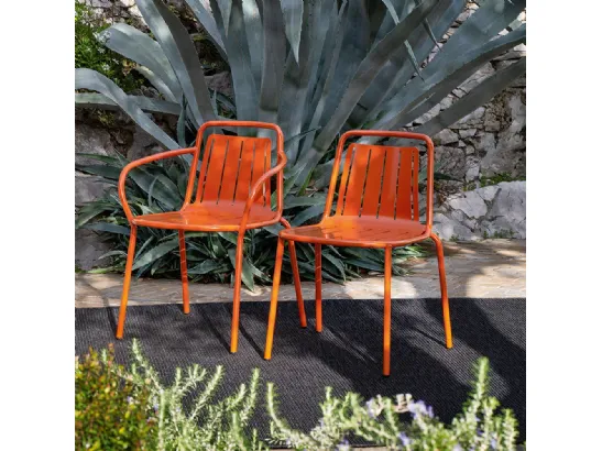 Sedia impilabile Easy di Connubia Outdoor