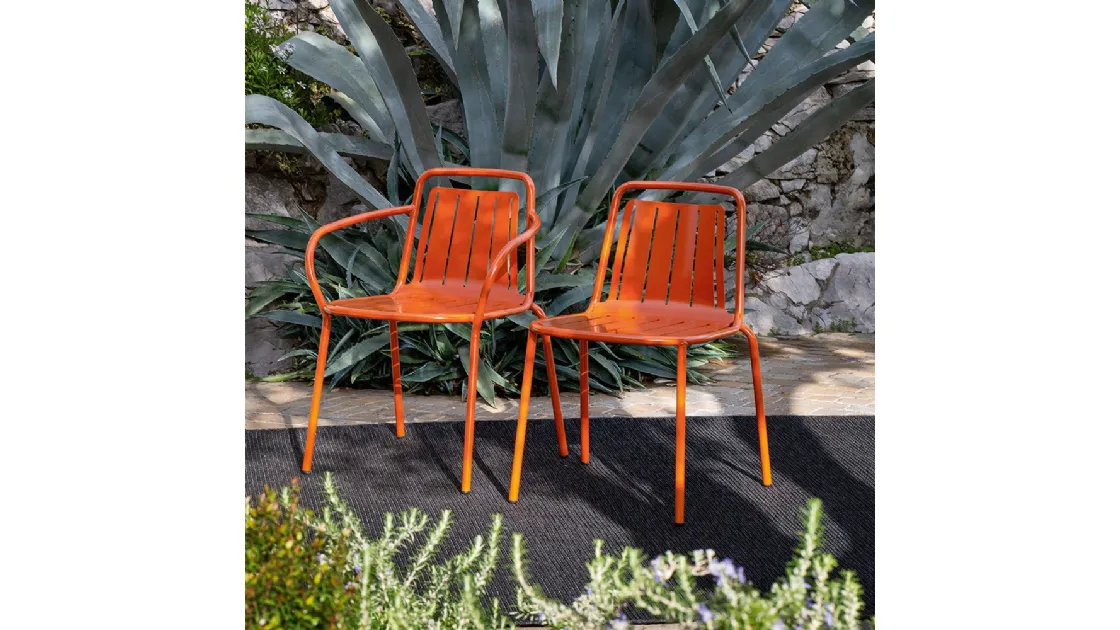 Sedia impilabile Easy di Connubia Outdoor