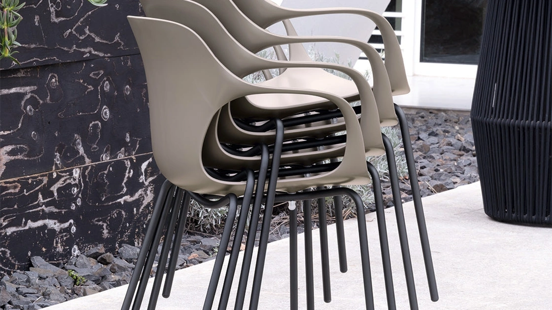 Sedia Ops! di Connubia Outdoor
