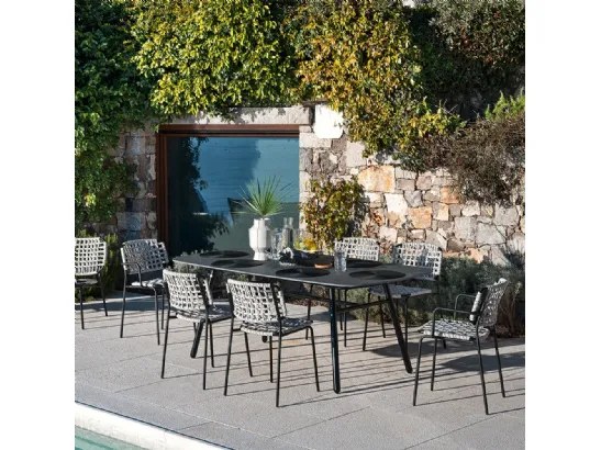 Tavolo rettangolare Yo! di Connubia Outdoor